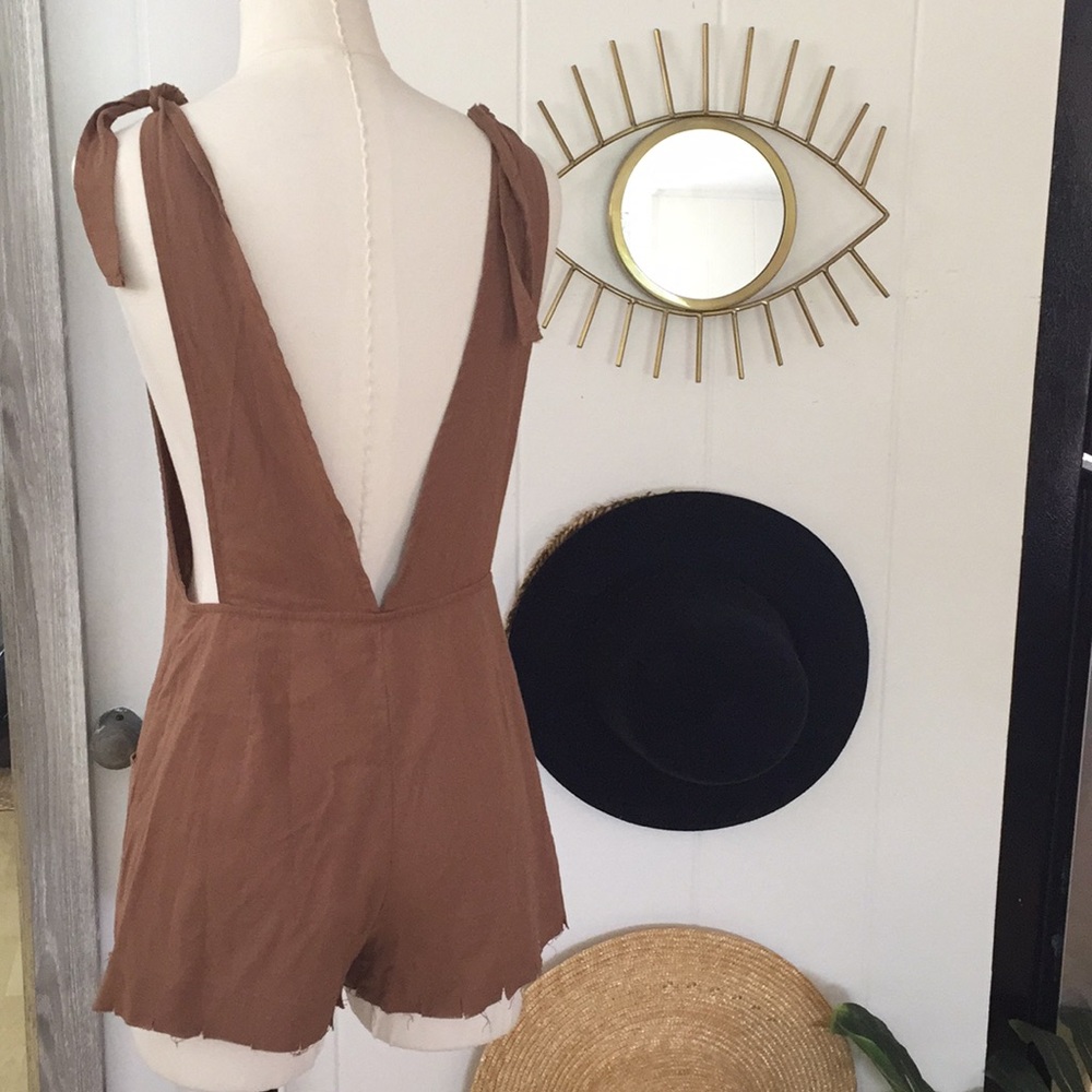 Romper - Picture 2 of 6
